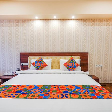 Fabhotel Grand Falcon Bangalore Bagian luar foto