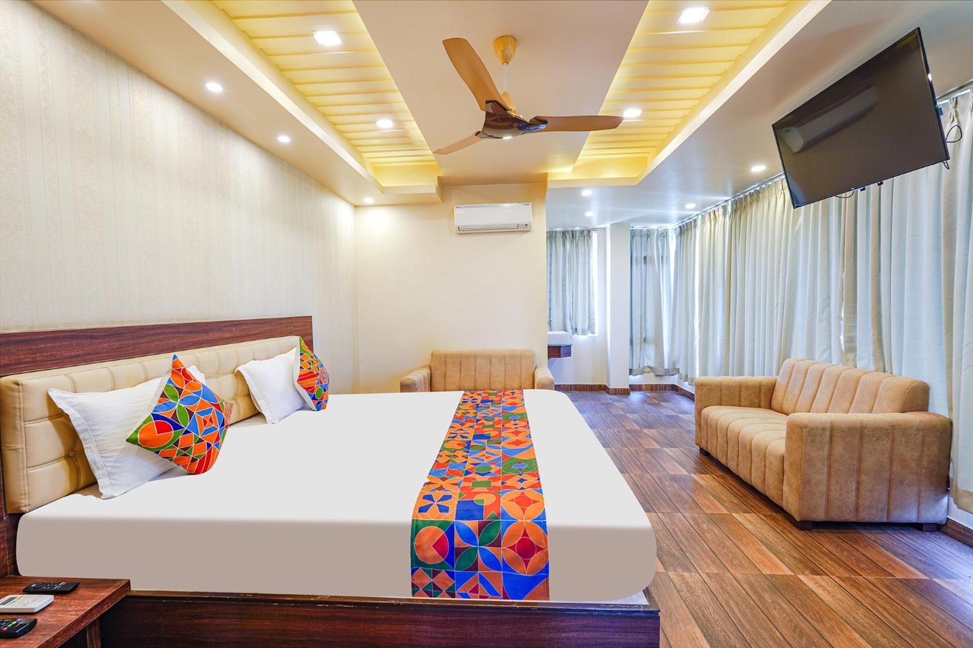 Fabhotel Grand Falcon Bangalore Bagian luar foto